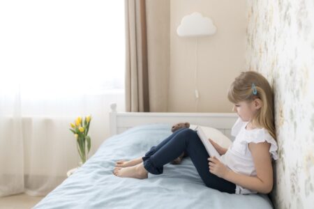 Co wywołuje nerwiaka Mortona – poznaj tę dolegliwość